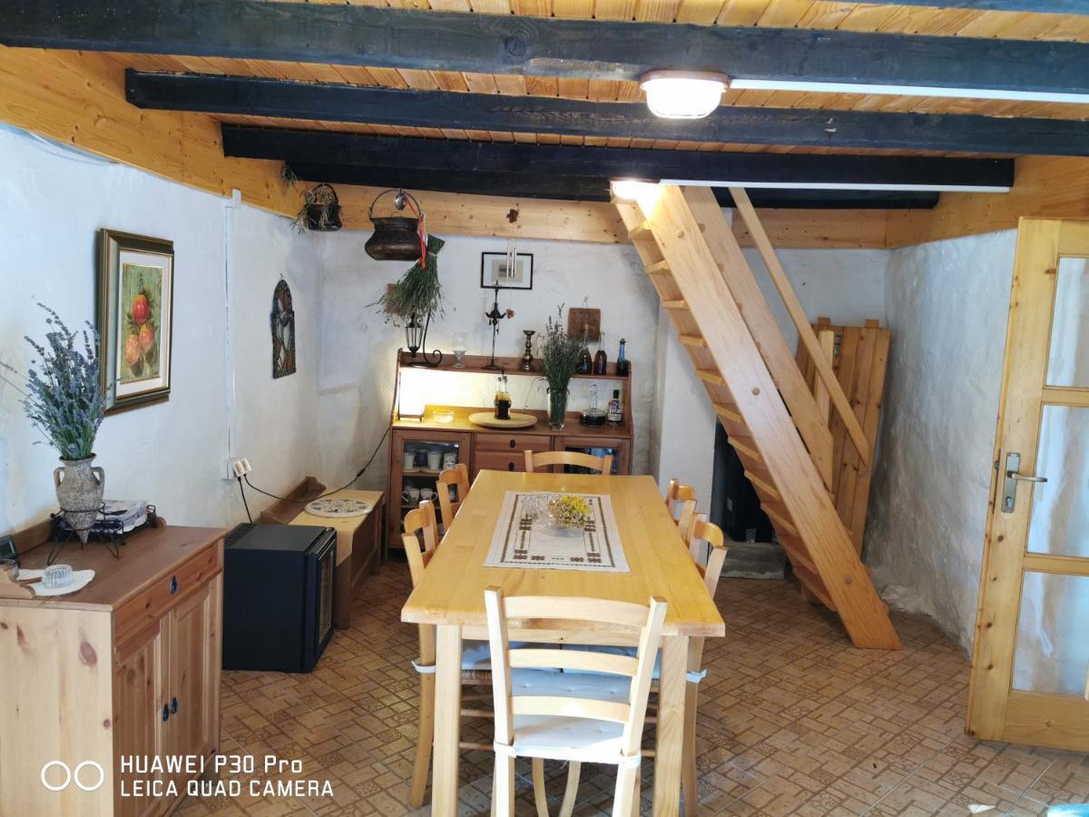 הוילה מאלי דרבניק Authentic House Pelegrinka מראה חיצוני תמונה