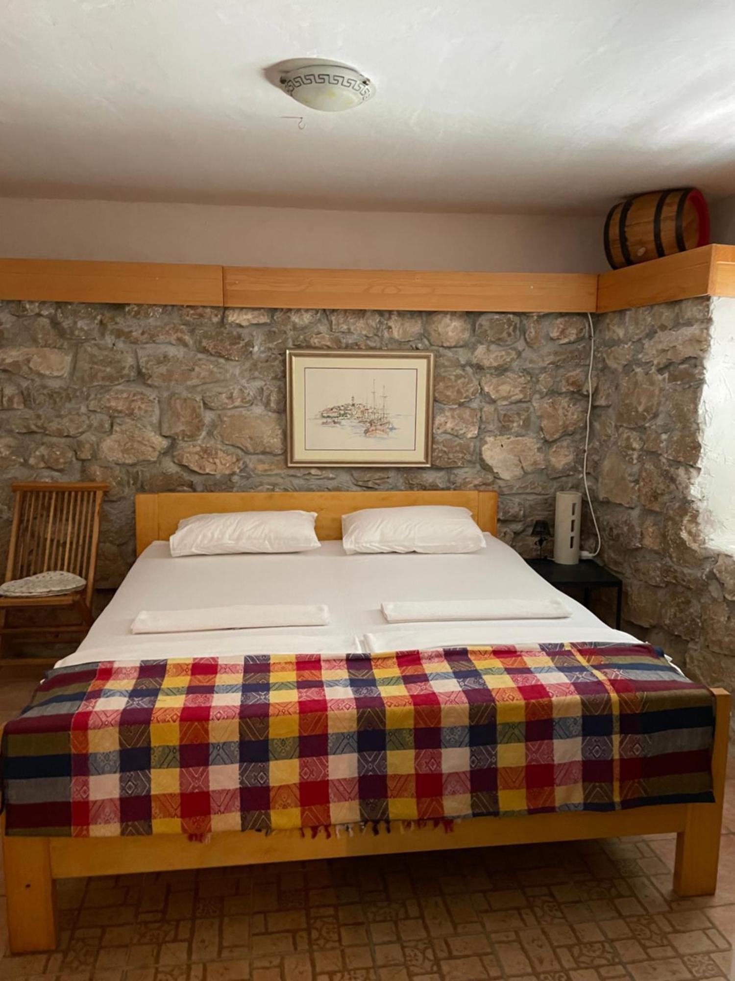 הוילה מאלי דרבניק Authentic House Pelegrinka מראה חיצוני תמונה