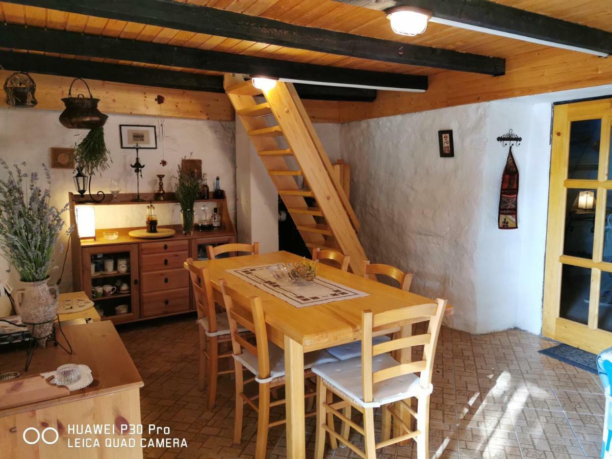 הוילה מאלי דרבניק Authentic House Pelegrinka מראה חיצוני תמונה