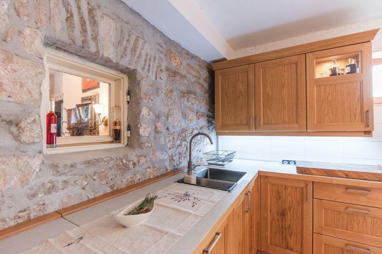 הוילה מאלי דרבניק Authentic House Pelegrinka מראה חיצוני תמונה